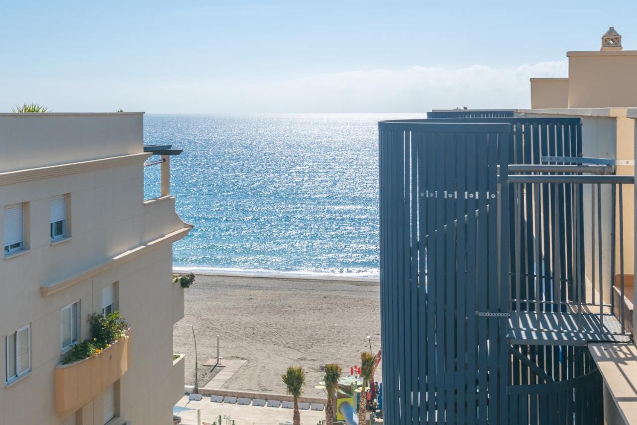 Apartamento Atico 2 Terrazas Junto Al Mar By Rent Me Estepona Exterior foto